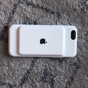 iPhone 6/6S Smart Charging Case!